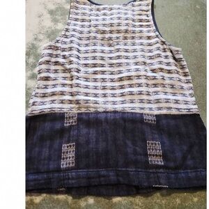 Stylish Blue Patterned Tank Top